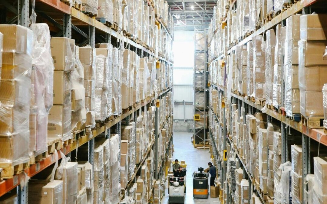 Opslag van verpakkingsafval in magazijn